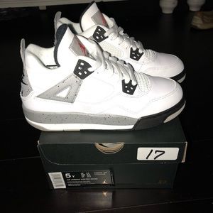 Air Jordan retro 4 “White Cement”